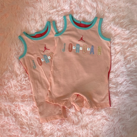NIKE one piece onesies. Size: 3 m. Color: Multi colored-dark/light pink/teal - Picture 1 of 3
